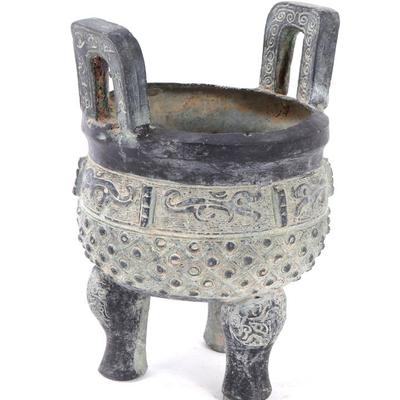 Sale Photo Thumbnail #324: Lot 323 chinese bronze tripod censer