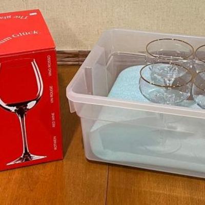 Czech Crystal Coupes & Rosenthal diVino Wine Glass Set (Lot of 12)
