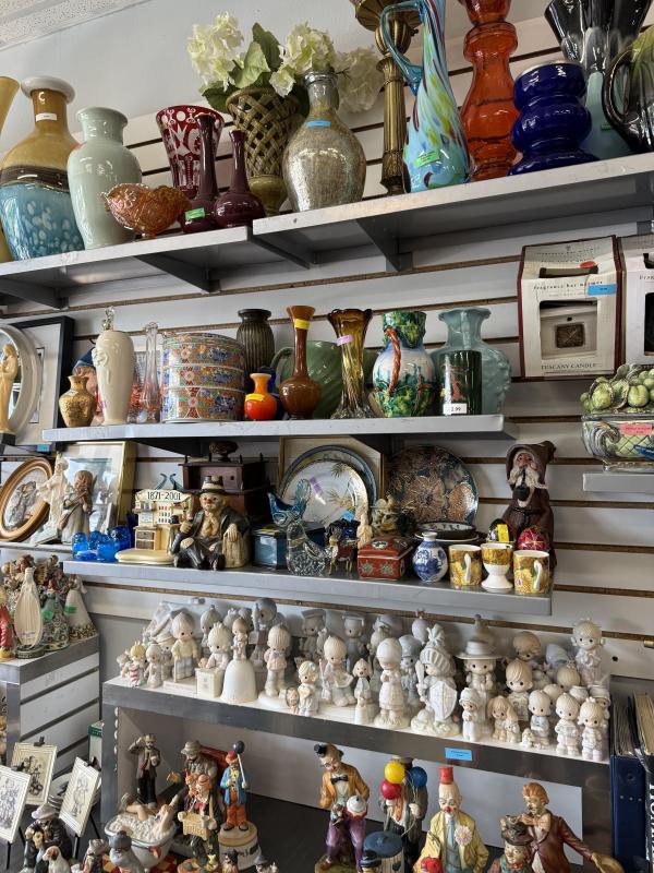 Sale Photo Thumbnail #17