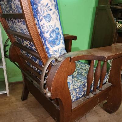 Sale Photo Thumbnail #35: Antique Morris recliner