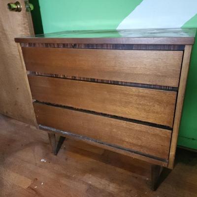 Sale Photo Thumbnail #24: Bassett MCM dresser