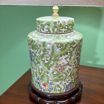 Ginger Jar Style Lamp With Shade