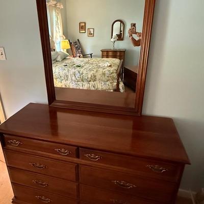 Cherry Eight Drawer Dresser With Mirror 
