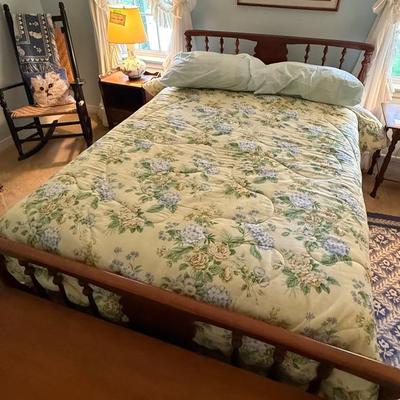 Vintage Spindle Bed frame For Double Bed 