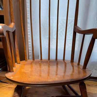Rocking chair