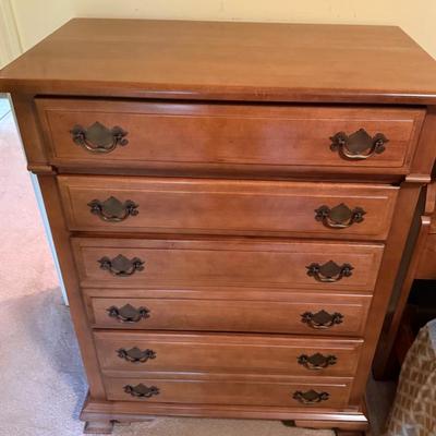 Solid Maple Chest Of Drawers 