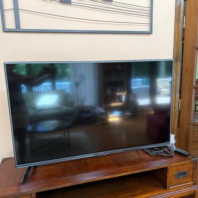LG LED 49” TV