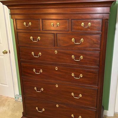 Henkel-Harris Mahogany 9 Drawer Chest 