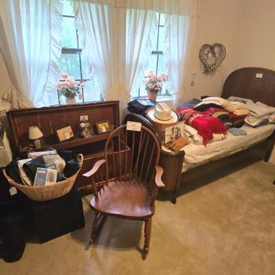 Sale Photo Thumbnail #146