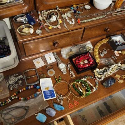 Sale Photo Thumbnail #54