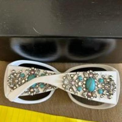 Sale Photo Thumbnail #40