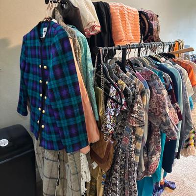 Sale Photo Thumbnail #147