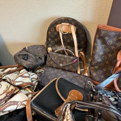 Sale Photo Thumbnail #171