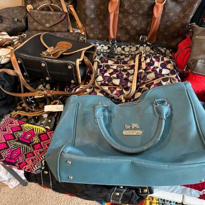 Sale Photo Thumbnail #115
