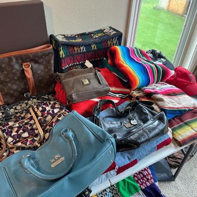 Sale Photo Thumbnail #112
