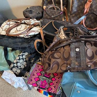 Sale Photo Thumbnail #172