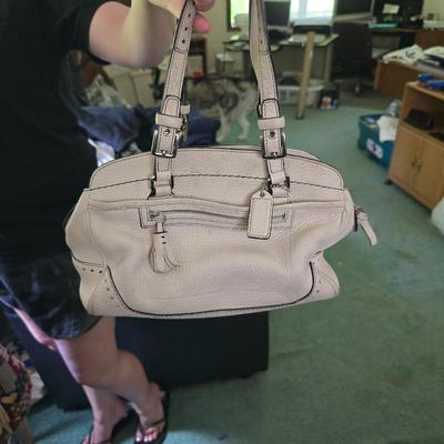 Sale Photo Thumbnail #79
