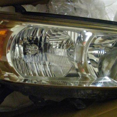 2010-2013 Toyota 4Runner Black Bezel Headlights Right and Left Set