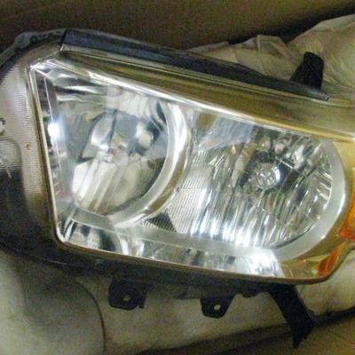 2010-2013 Toyota 4Runner Black Bezel Headlights Right and Left Set