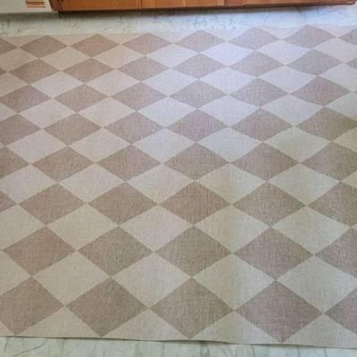 Neutral Diamond Pattern Vinyl Floor Mat