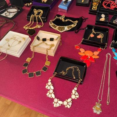 Sale Photo Thumbnail #19