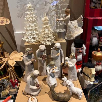 Sale Photo Thumbnail #241