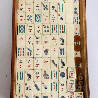 Vintage American Mahjong Set