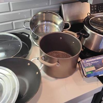 Em138 pots and pans