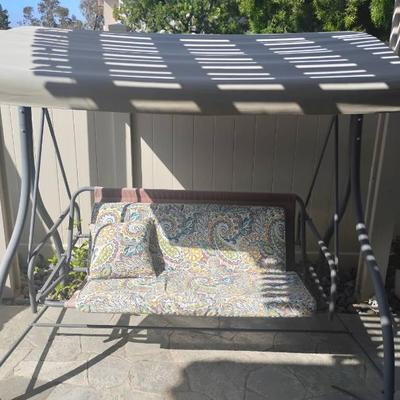 Em100 metal patio swing