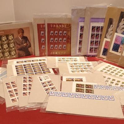 Collectible stamps John F. Kennedy Oscar-de-la-Renta & more  Lot 82 Reserve - $50
