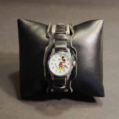 Vintage Bradley Mickey Mouse Watch Lot 6