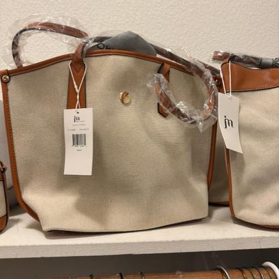Sale Photo Thumbnail #112