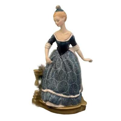 Royal Doulton Figurine