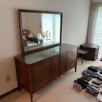 Sale Photo Thumbnail #160