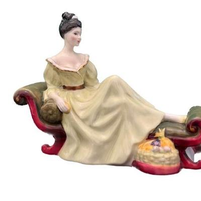 Sale Photo Thumbnail #38: Royal Doulton Figurine