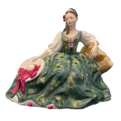 Sale Photo Thumbnail #35: Royal Doulton Figurine