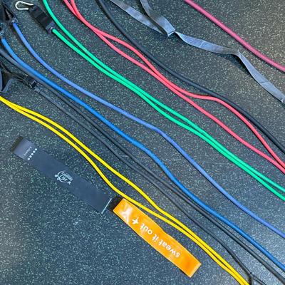EXERCISE BANDS | Large lot of mixed elastic exercise bands.
