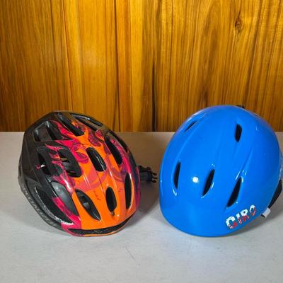 (2pc) Kids’ Helmets | One Blue by Giro and the other 50-58 cm Specialized Headset. - h. 6 x w. 8 x d. 10 in (Giro)
