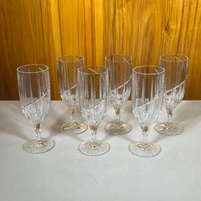 (6pc) Crystal Glass Wine Glasses Or Water Goblets | Heavy and of nice quality, no apparent makers mark Dimensions: h. 8.5 x dia. 3.25 in
