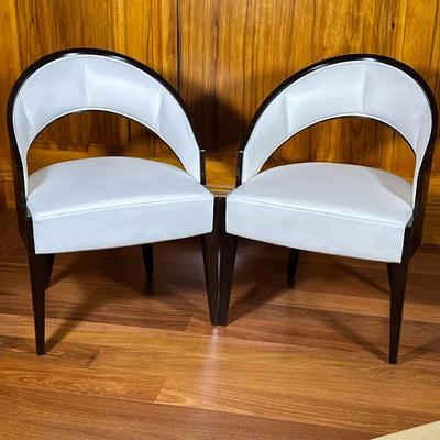 (2pc) Pair White Leather Contemporary Chairs By Selva Of Italy | The ‘Peggy Chair” is designed by Peggy Morris and has a veneer finish of...