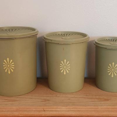 Tupperware Canister Set