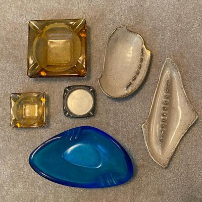 Ashtrays Anonymous