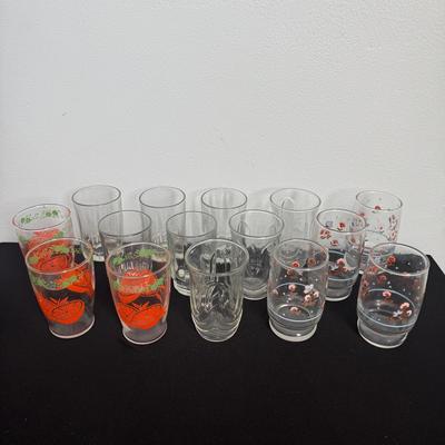 Cute Vintage Juice Glasses