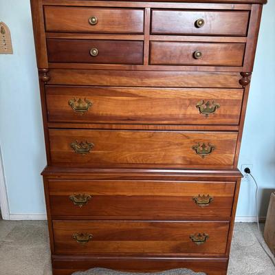 Beautiful Vintage Dresser 