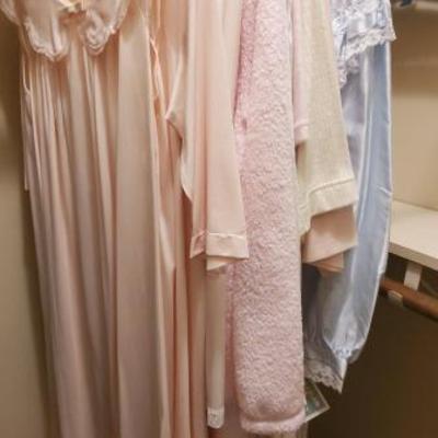 Sale Photo Thumbnail #239