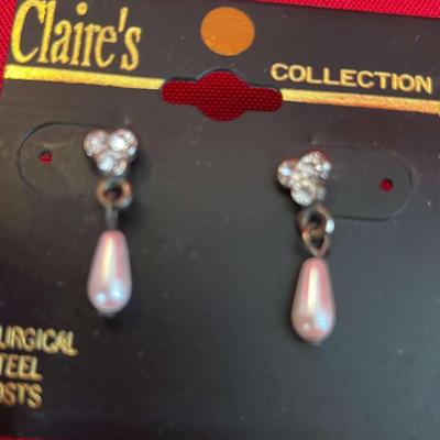 Claire’s Collection Faux Pearl & Rhinestone Earrings 