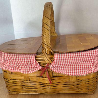 Medium Picnic Basket With Lids