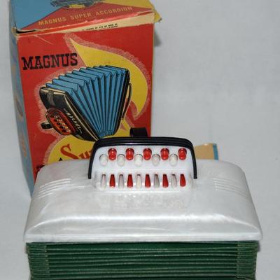Sale Photo Thumbnail #489