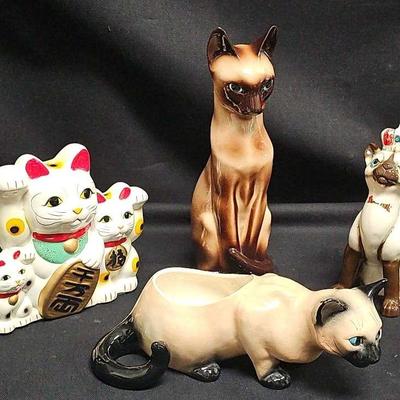 CHARMING CAT LOVERS LOT INCLUDING HAGEN-RENAKER PIECE 