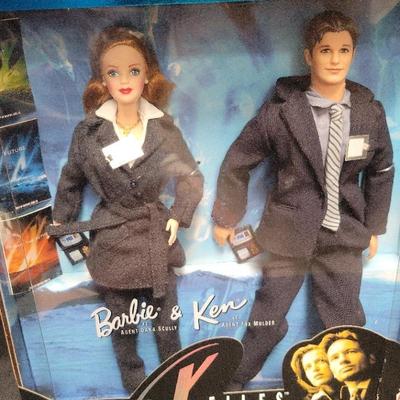 BARBIE AND KEN AS THE X-FILES #2